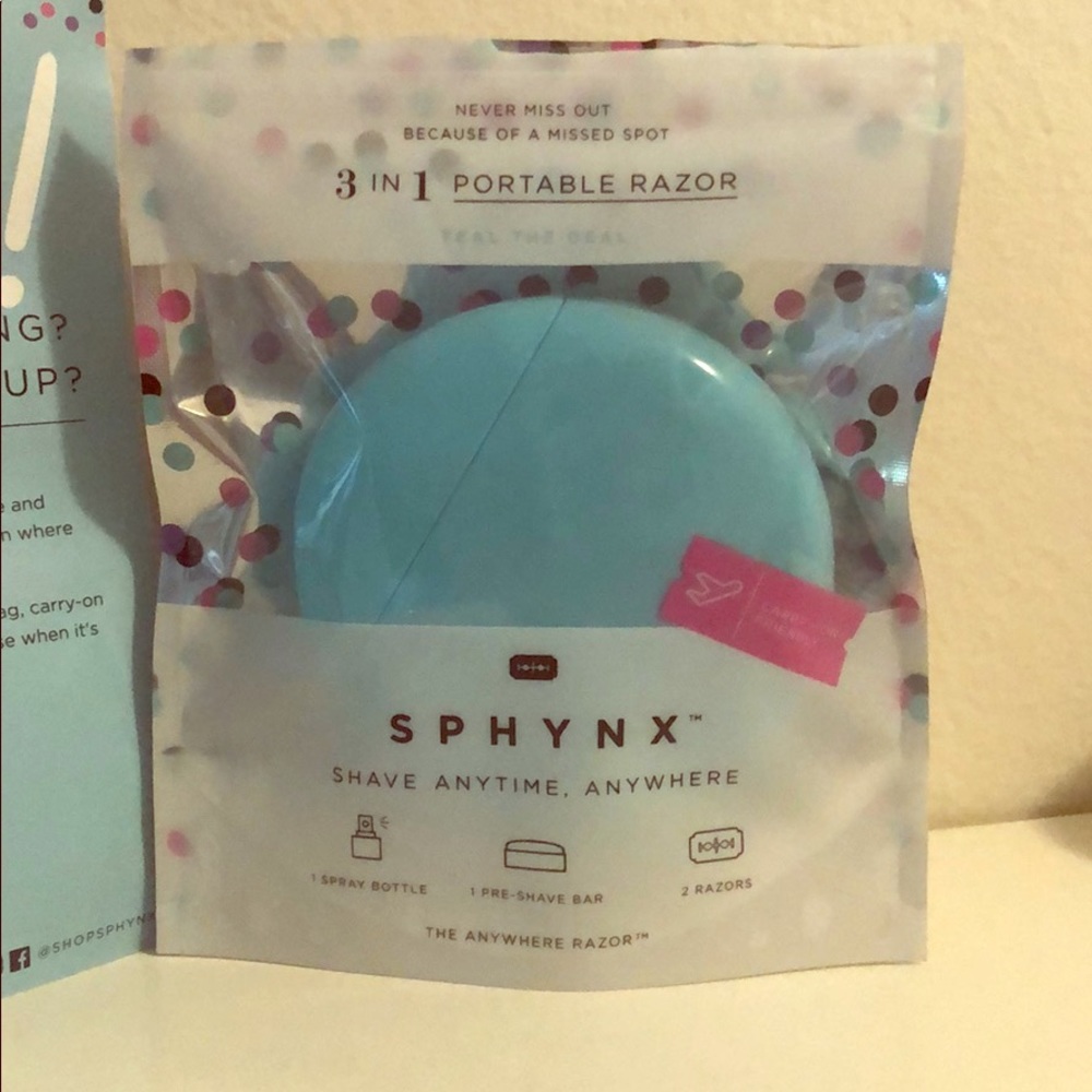 Sphynx 3 in 1 Portable Razor - Travel ready!